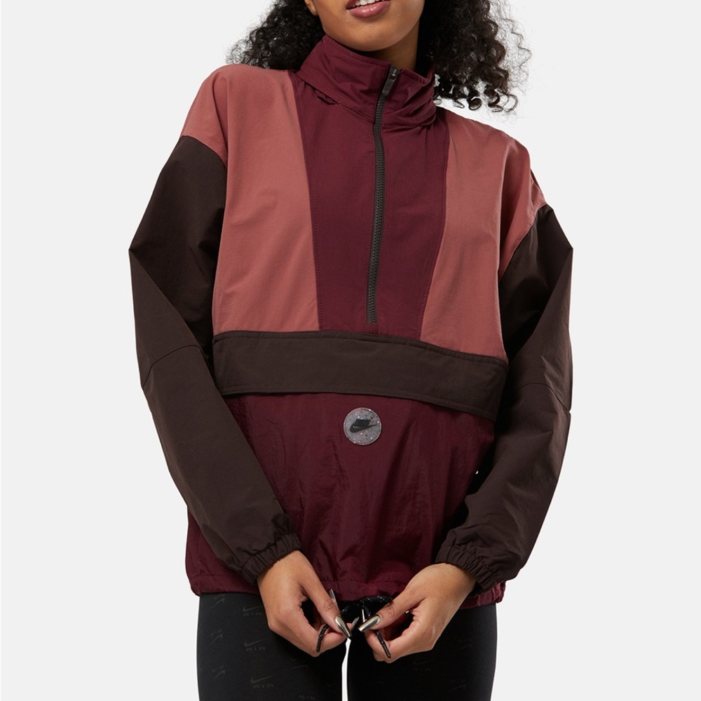 Nike | Sportswear Revolution Women's Sports Utility 1/2-Zip Jacket